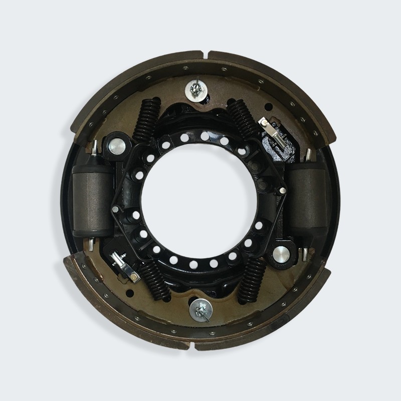 A100 Hangcha vorkheftruck 10 ton links (dubbele pompen) remmontage A100 Hangcha vorkheftruck 10 ton links (dubbele pompen) remmontage